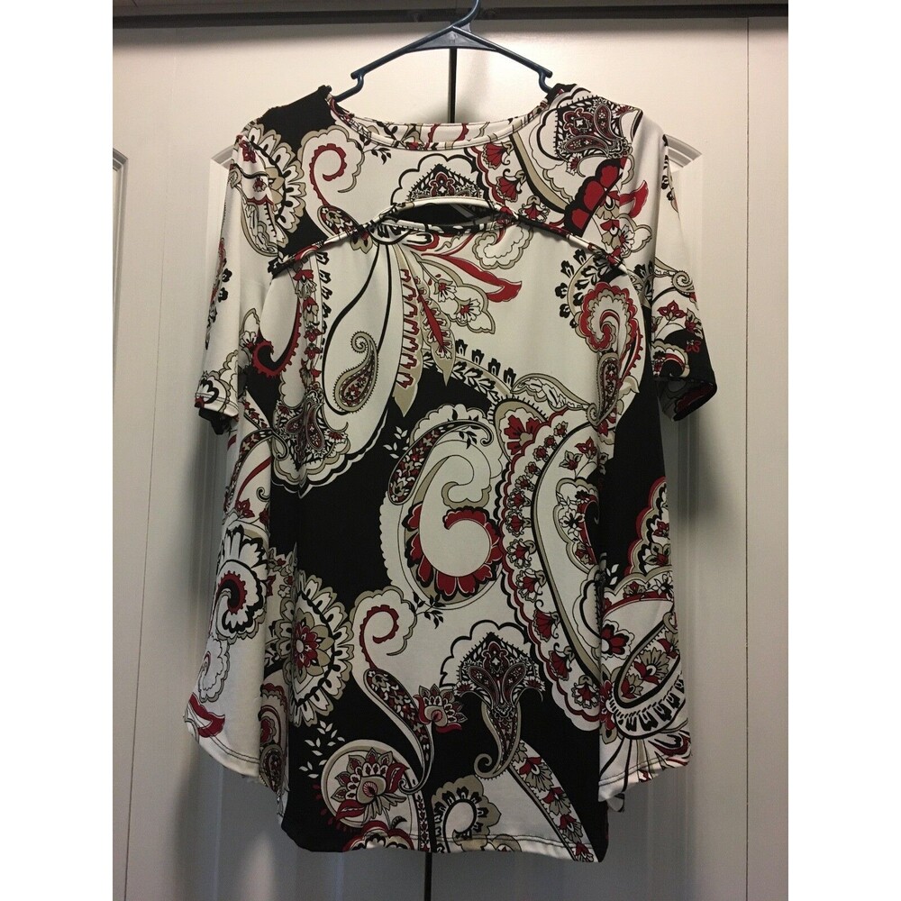 Chico's Size 0-XS-S  Peek-a-Boo Cutout  Pullover Top Tunic Ivory Paisley Print